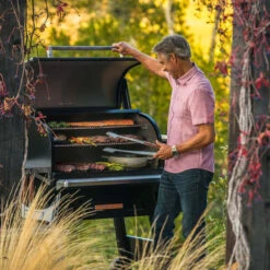 Barbecue à Pellets Traeger Timberline 1300 18 Barbecue à Pellets Traeger Timberline 1300 -Weber Soldes barbecue a pellet traeger timberline 1300 noir 6