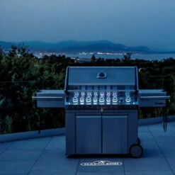 Napoleon Barbecue Gaz Napoléon Prestige Pro 665 SIBPSS 5 Brûleurs + 1 Latéral + 1 Arrière -Weber Soldes barbecue gaz napoleon pro 665 infrarouge inox 2