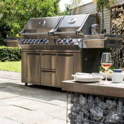 Napoleon Barbecue Gaz Napoléon Prestige Pro 825 SIBPSS 6 Brûleurs + 1 Latéral + 1 Arrière -Weber Soldes barbecue gaz napoleon pro infrarouge inox 825 6