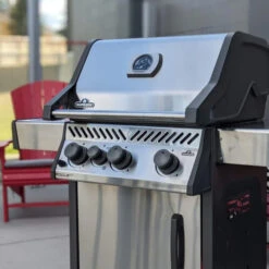 Napoleon Barbecue Gaz Napoléon Rogue XT 425 SBPSS 3 Brûleurs + 1 Latéral -Weber Soldes barbecue gaz napoleon rogue r425 sib inox 3