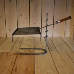 Ensemble Grille Barbecue De Cheminée Forge De Rodez - 16 Barres - Manches Fixes -Weber Soldes grilloir 16 barres manche fixe sur pied fer a cheval 7